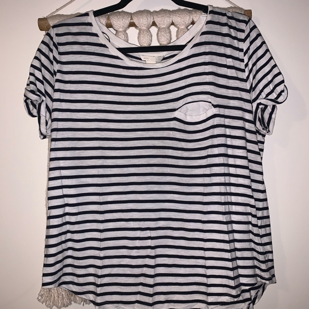 H&M | striped shirt